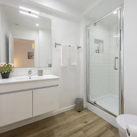 White Pearl By Seewest * Lagos