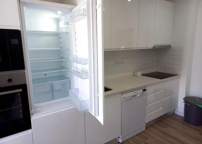 White Pearl By Seewest * Lagos