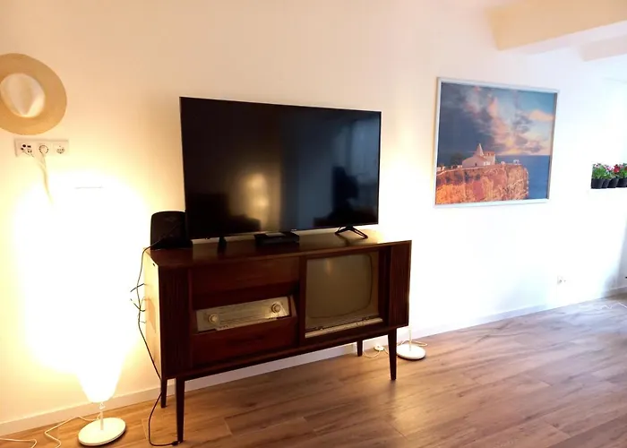 White Pearl By Seewest Lagos