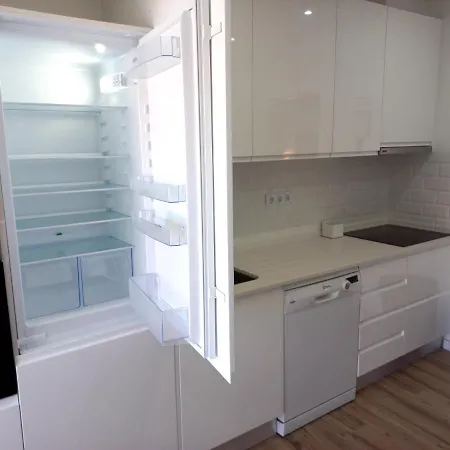 White Pearl Confy Spacious * Lagos