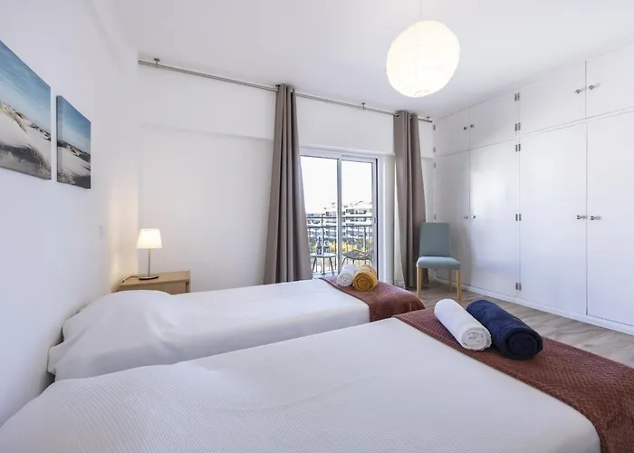 White Pearl By Seewest ラゴス