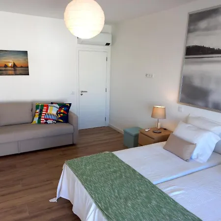 White Pearl By Seewest * لاغوس