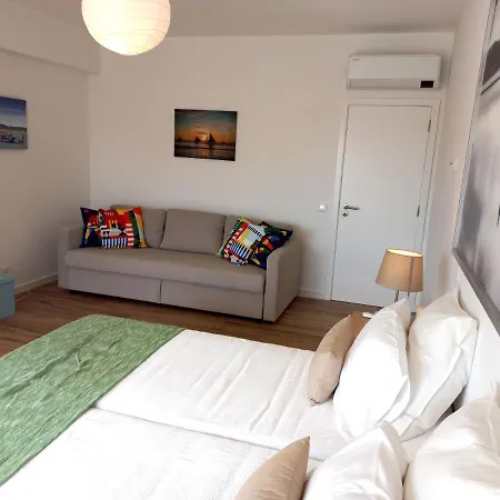 White Pearl By Seewest لاغوس