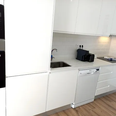 White Pearl By Seewest لاغوس